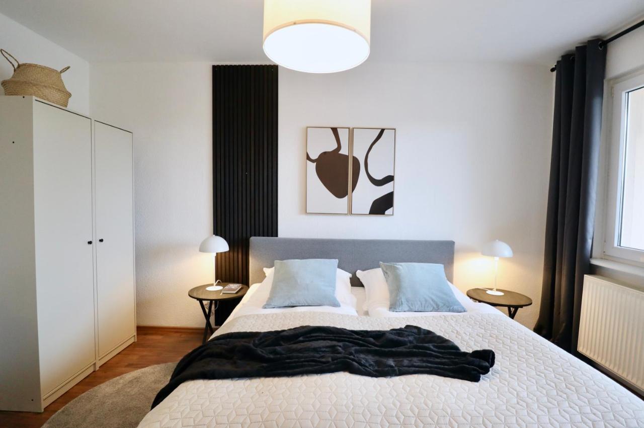 Sabe Apartment: Balcony + Free Parking + Netflix ヴッパータール エクステリア 写真