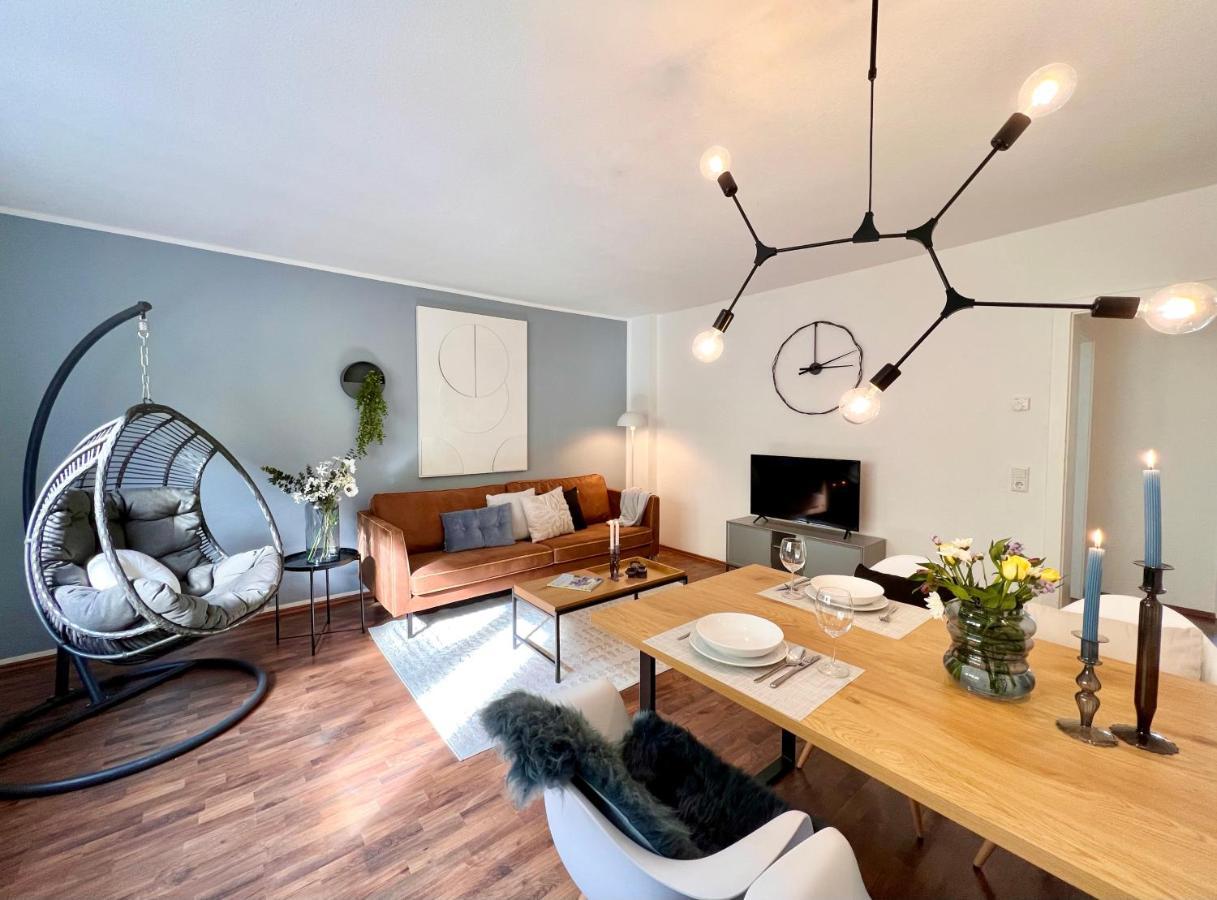 Sabe Apartment: Balcony + Free Parking + Netflix ヴッパータール エクステリア 写真
