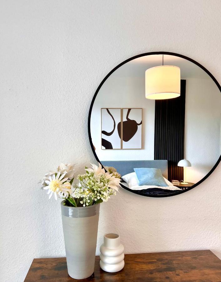 Sabe Apartment: Balcony + Free Parking + Netflix ヴッパータール エクステリア 写真